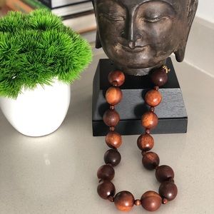 Wood beads necklace